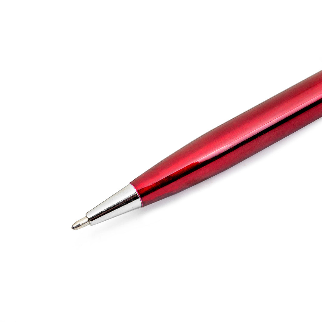 Metallischer Bleistift mit eingraviertem Namen